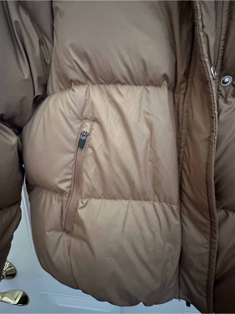 Halara Cropped Puffer Jacket in Taupe size S NWOT - Picture 9 of 12